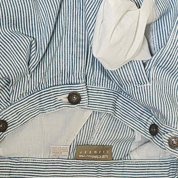 Liz Claiborne. Vintage, Blue and White Pin Stripe Pants. Size 4 - Picture 5 of 8